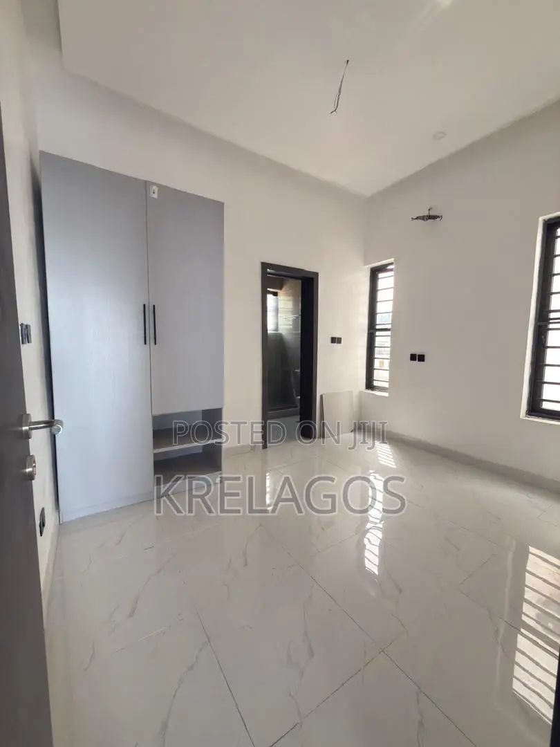 4bdrm Duplex in VGC / Ajah for sale