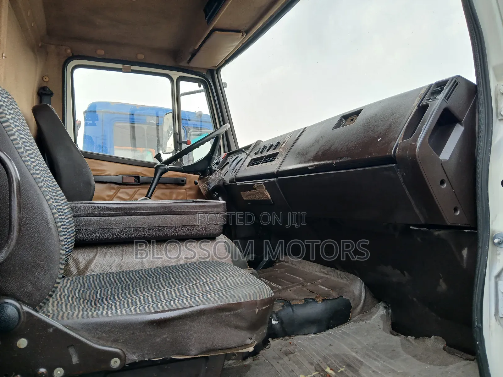 Mercedes Truck 814