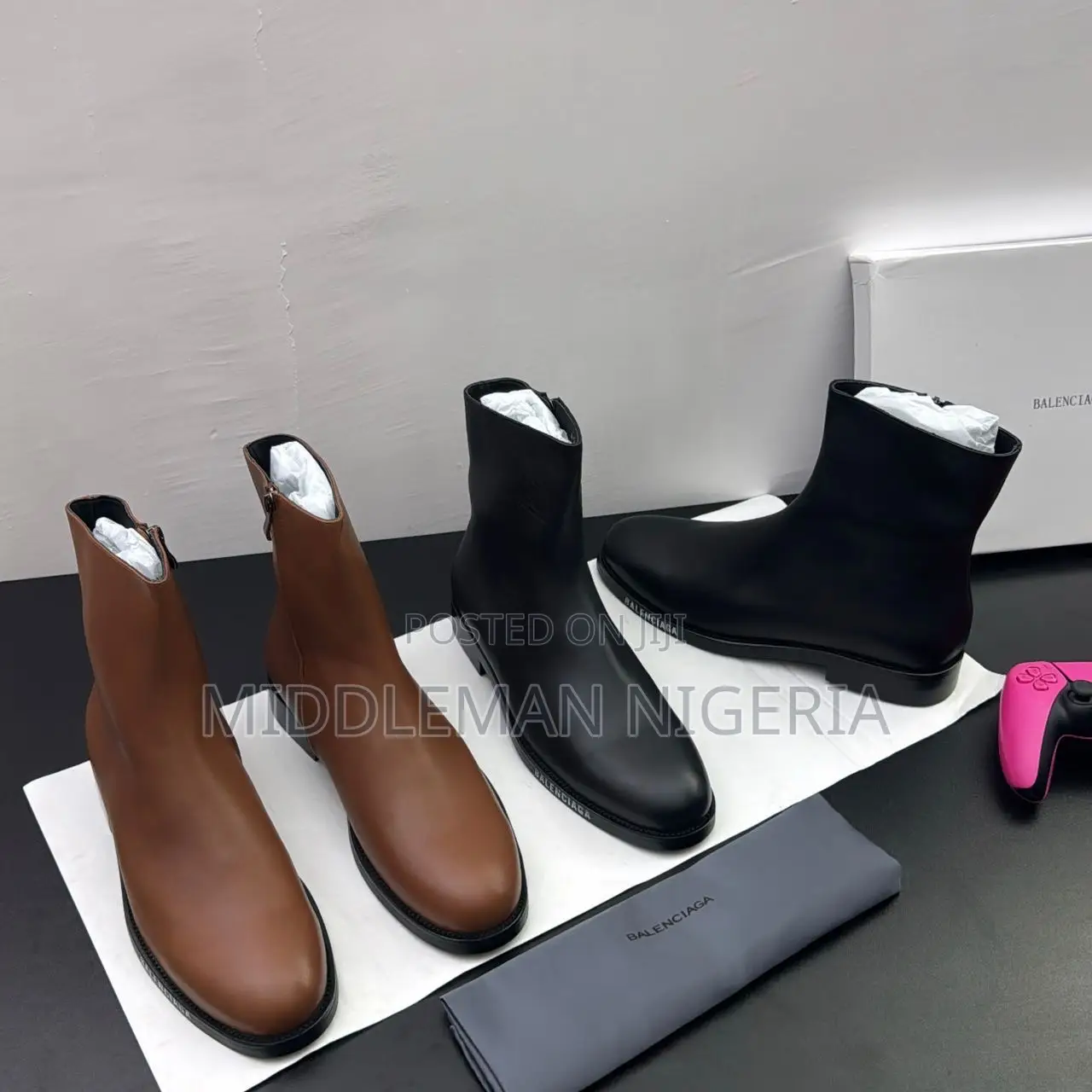 2026 Balenciaga Logo Detail Leather Chelsea Boots