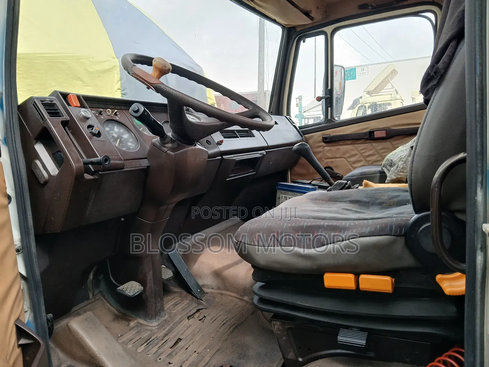Mercedes 814