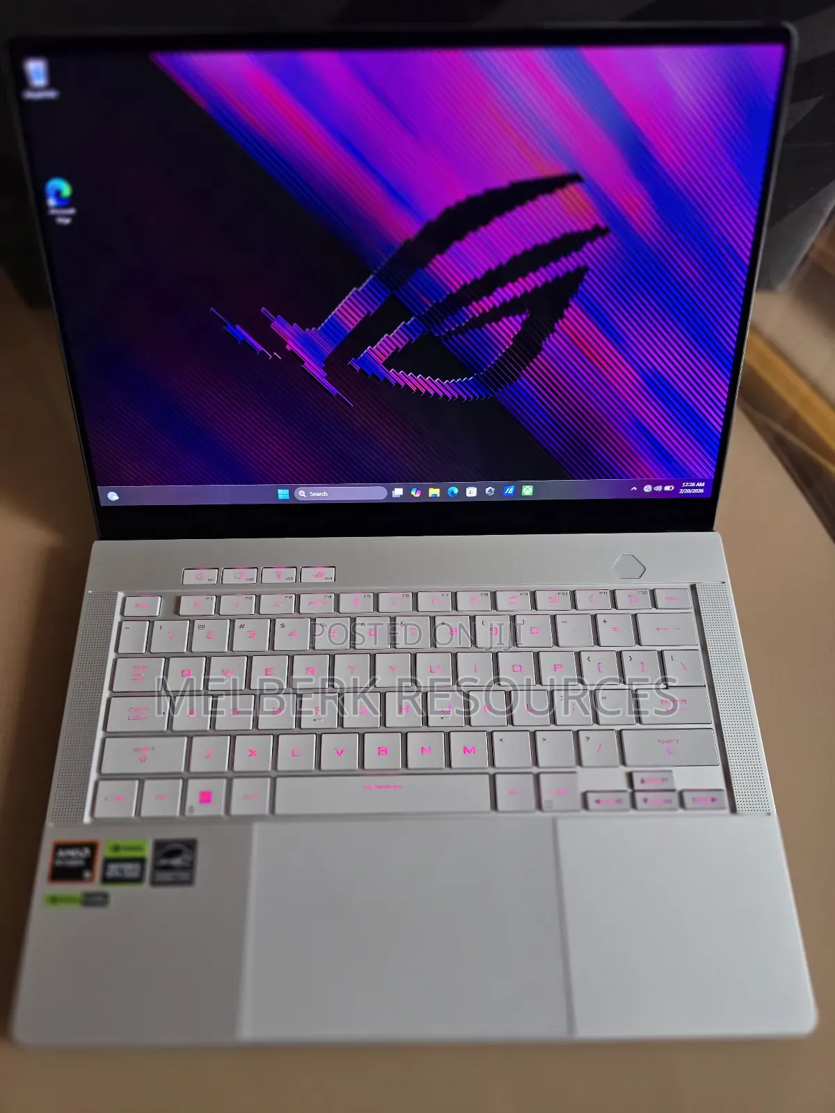Laptop Asus ROG Zephyrus G14 16GB AMD Ryzen 9 SSD 1T