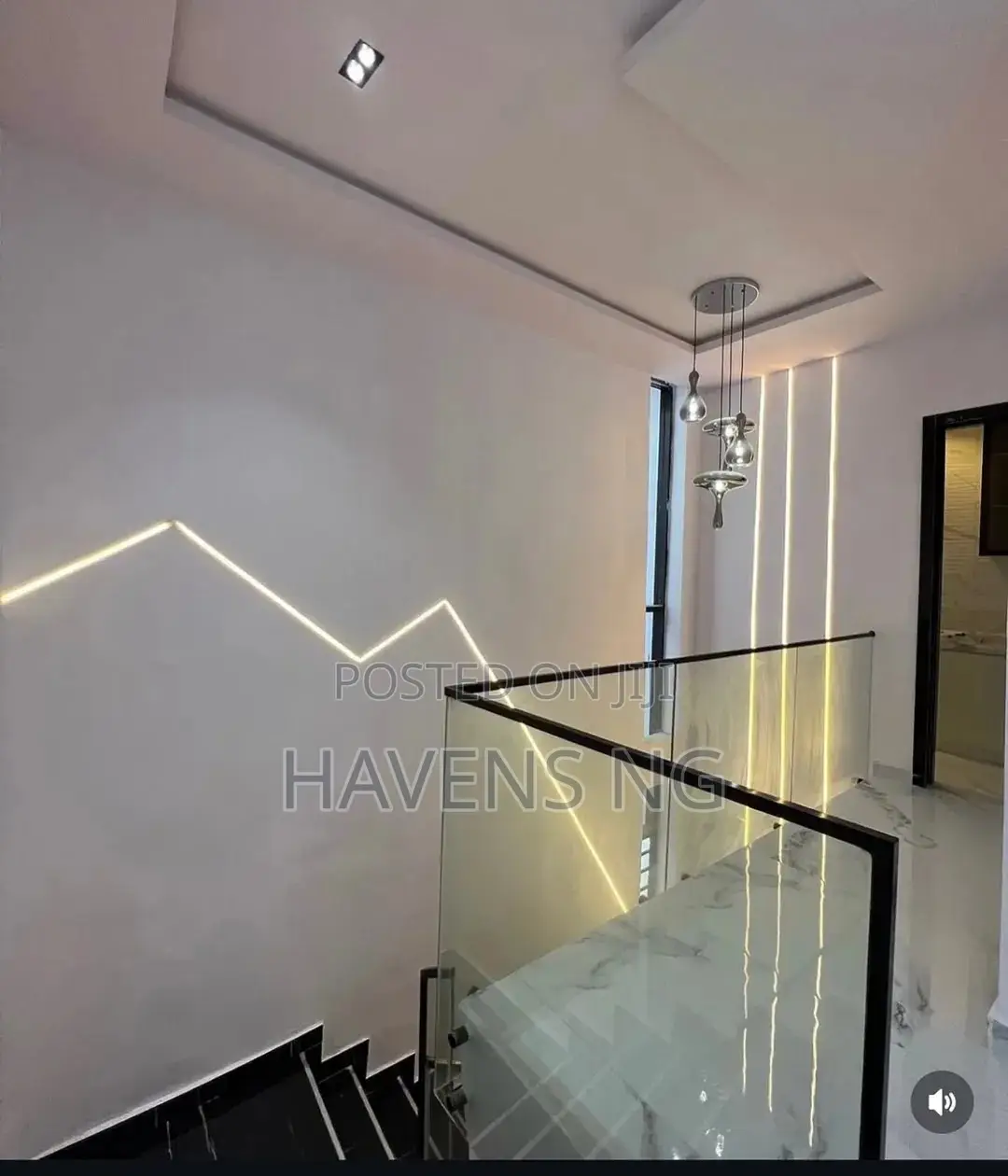 5bdrm Duplex in Megamound Estate, Ikota for sale