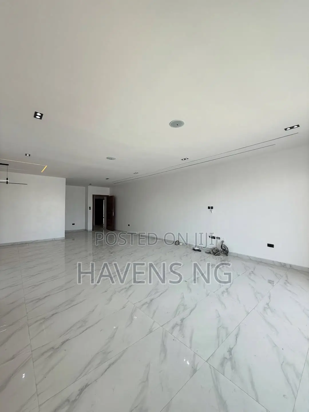 2bdrm Apartment in Lekki Phase 1 for sale