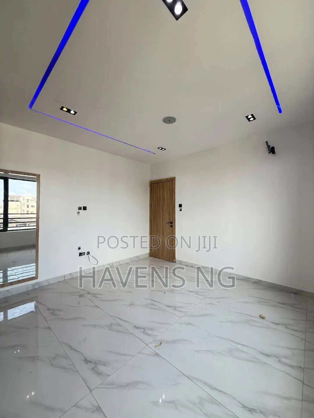 2bdrm Apartment in Lekki Phase 1 for sale