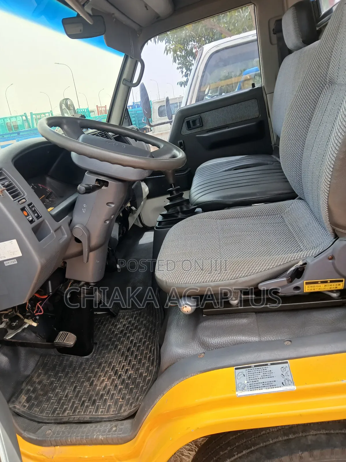 Direct Belgium Toyota Dyna 300