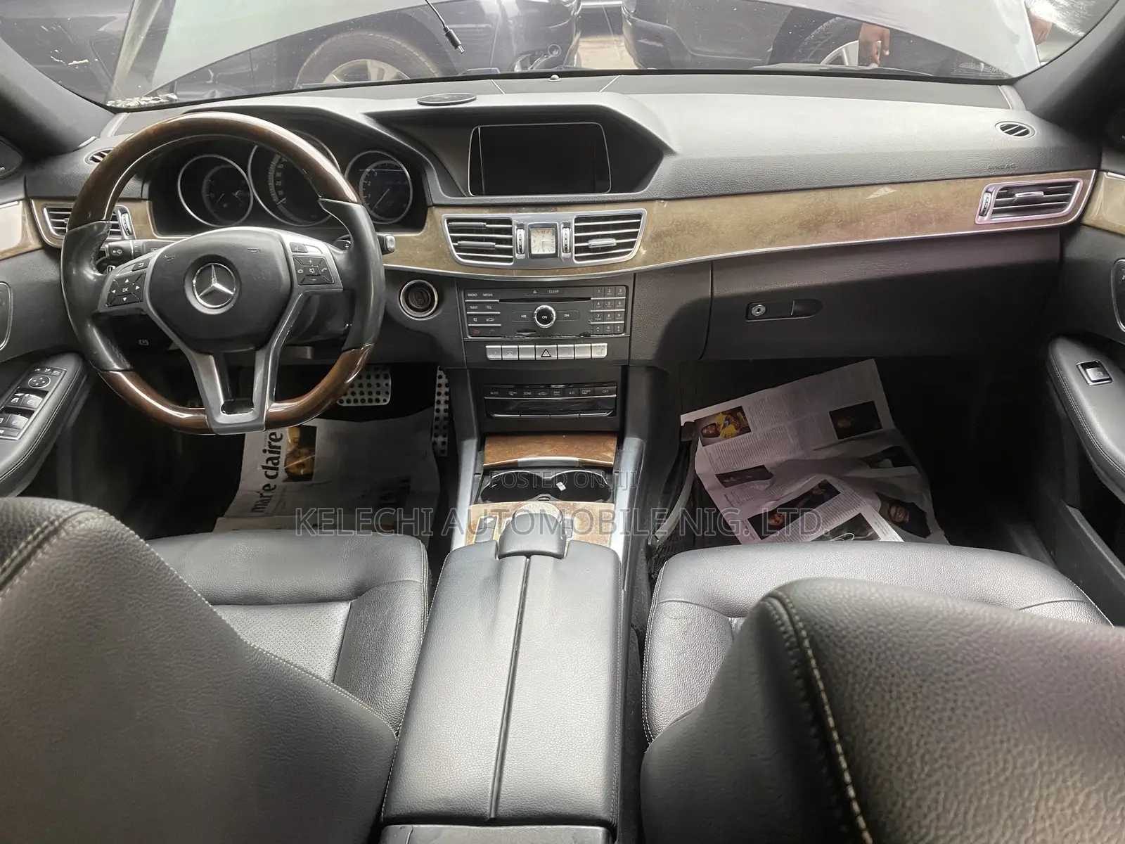 Mercedes-Benz E350 Base 4Matic Sedan AWD (3.5L 6cyl 7A) 2015 Black