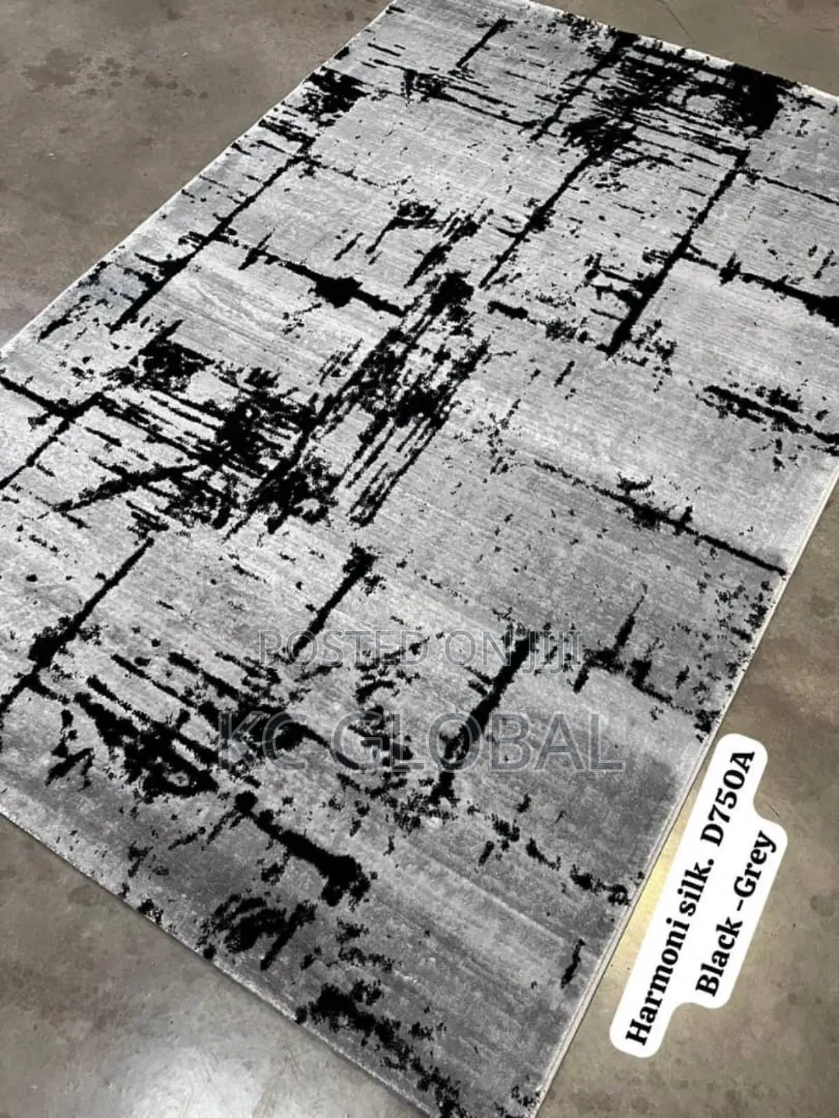 All Sizes in Center Rug Available 4/6 5/7 Etc