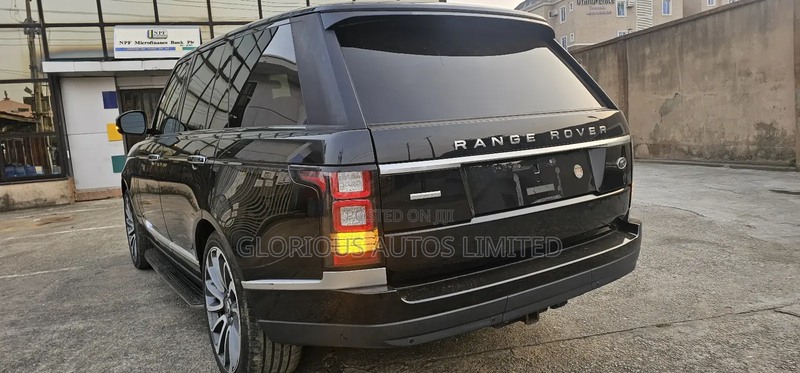 Land Rover Range Rover Vogue 2015 Black