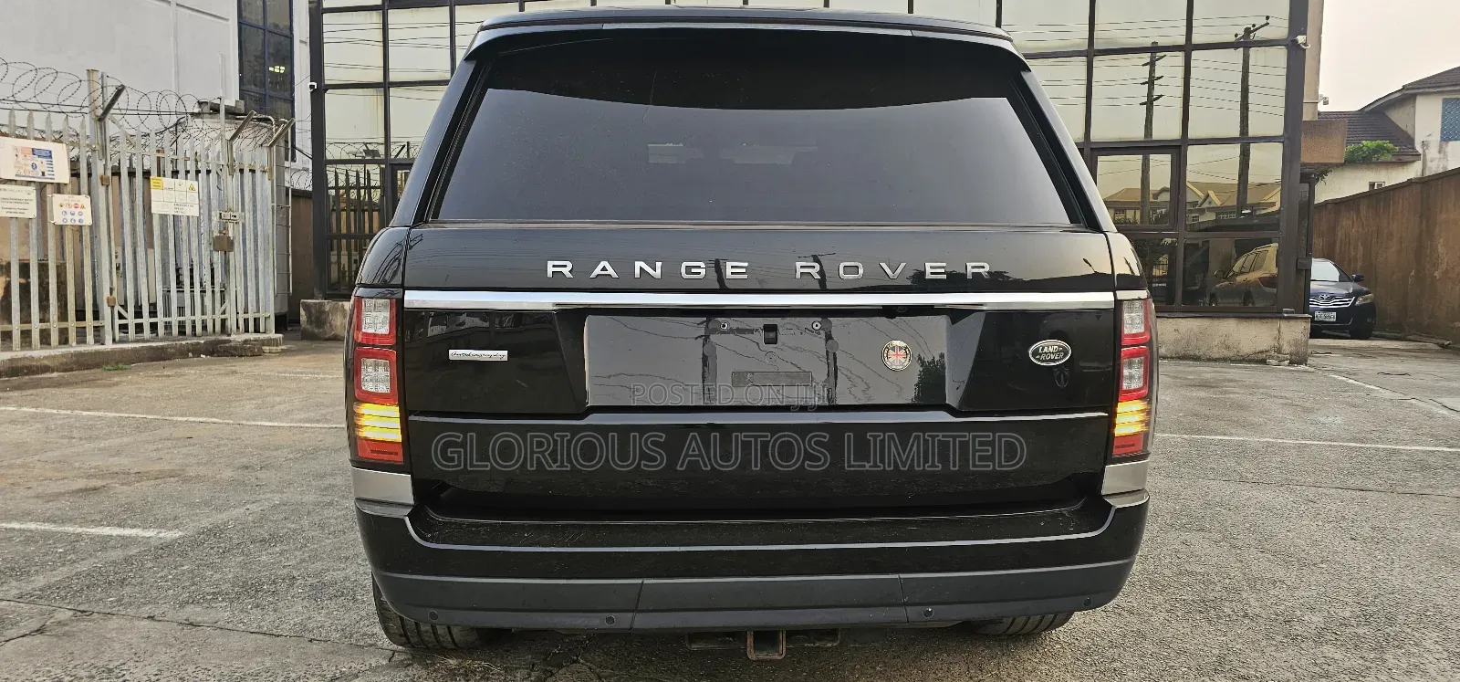 Land Rover Range Rover Vogue 2015 Black