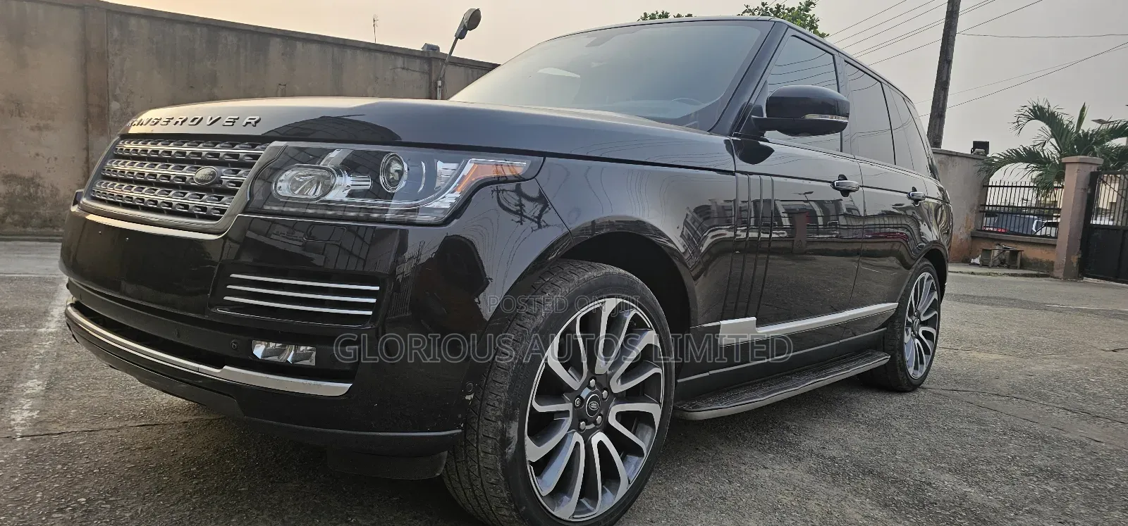 Land Rover Range Rover Vogue 2015 Black