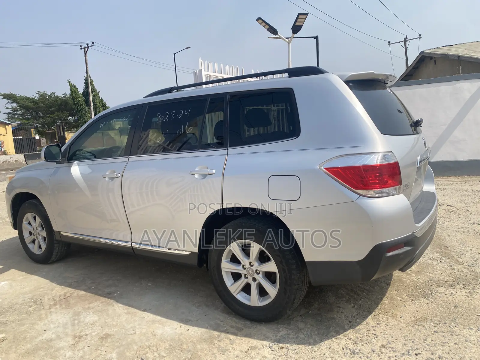 Toyota Highlander 2012 Silver