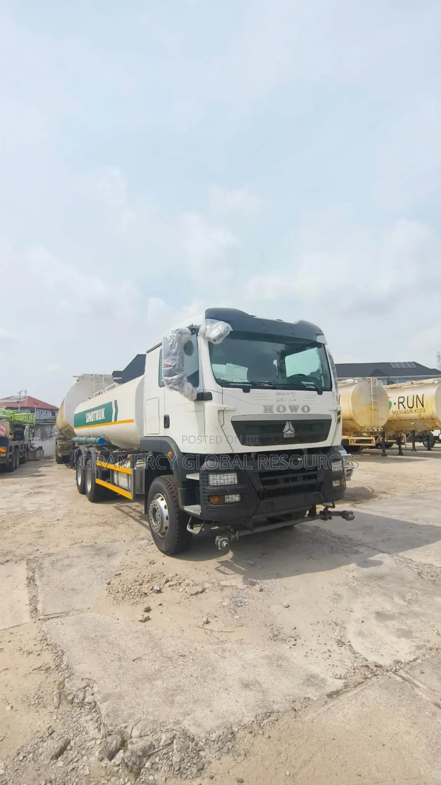 Brand New Water Tanker Truck With Sprinklers - 20,000 Liters