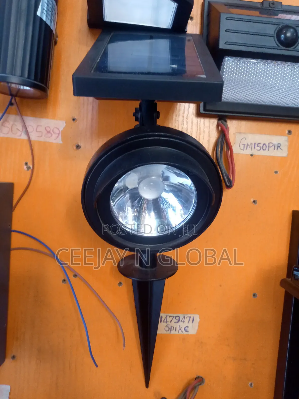 Solar Wall and Fence Light