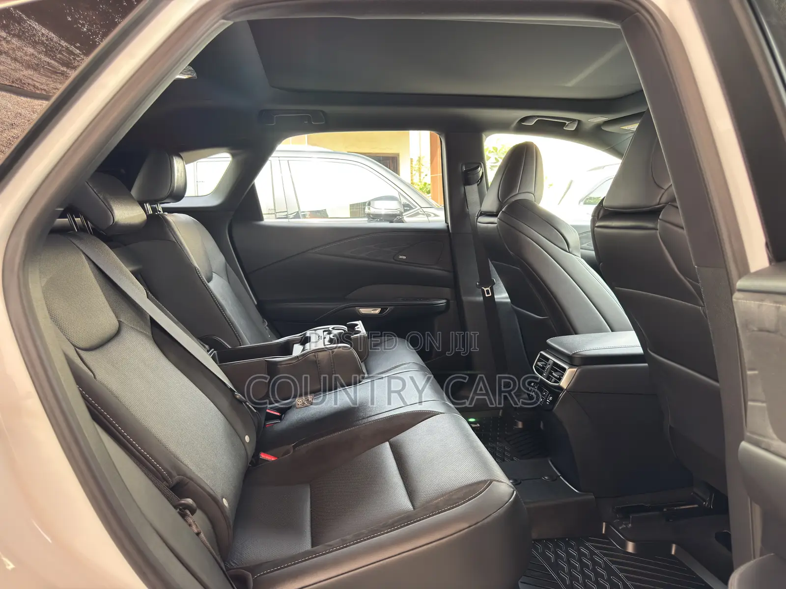 Lexus RX 350 F SPORT AWD 2024 White