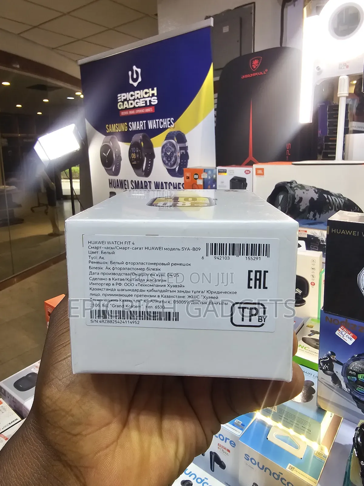 Huawei Watch Fit 4 Fitness Smartwatch - Lightweight Design