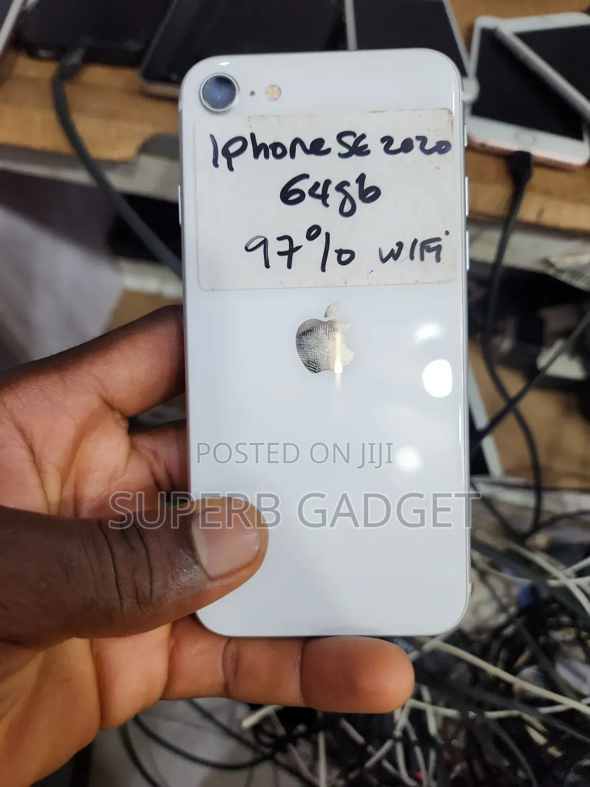 Apple iPhone SE (2020) 64 GB White