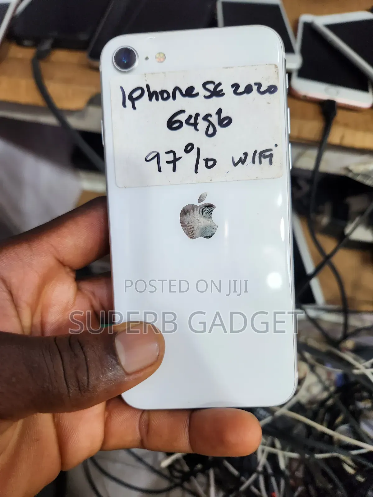 Apple iPhone SE (2020) 64 GB White