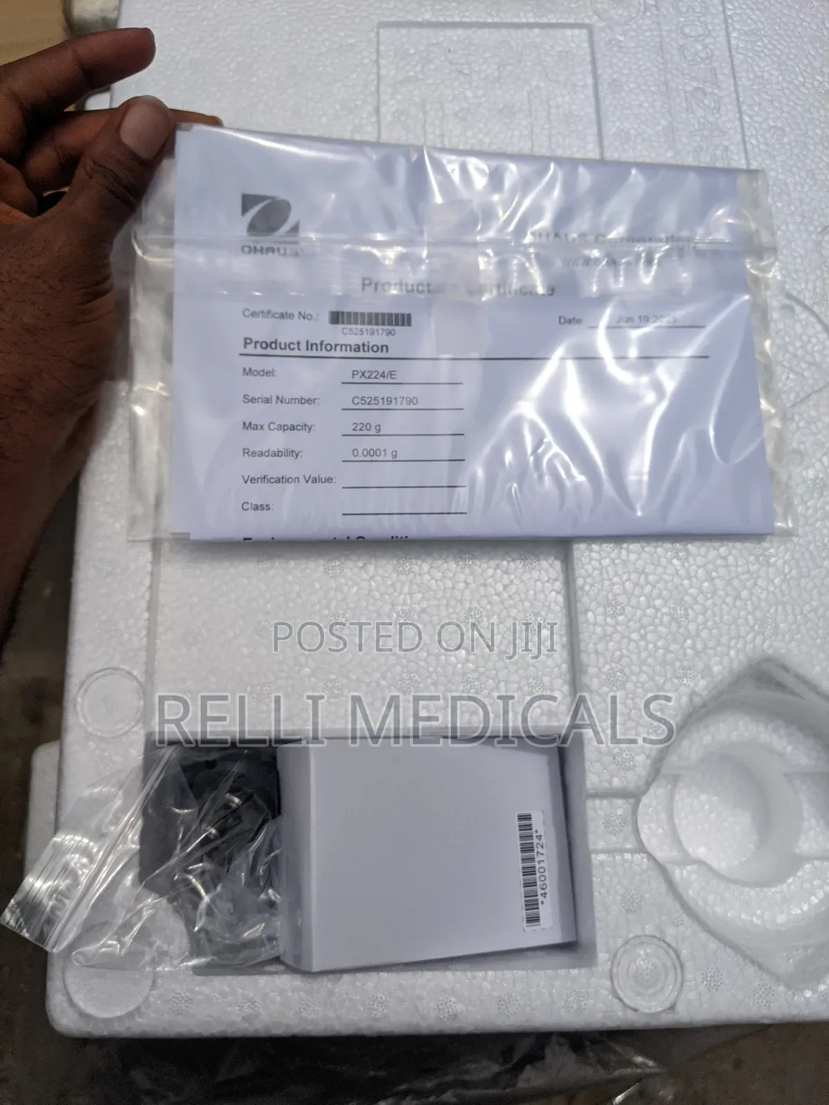 Ohaus Analytical Weighing Balance