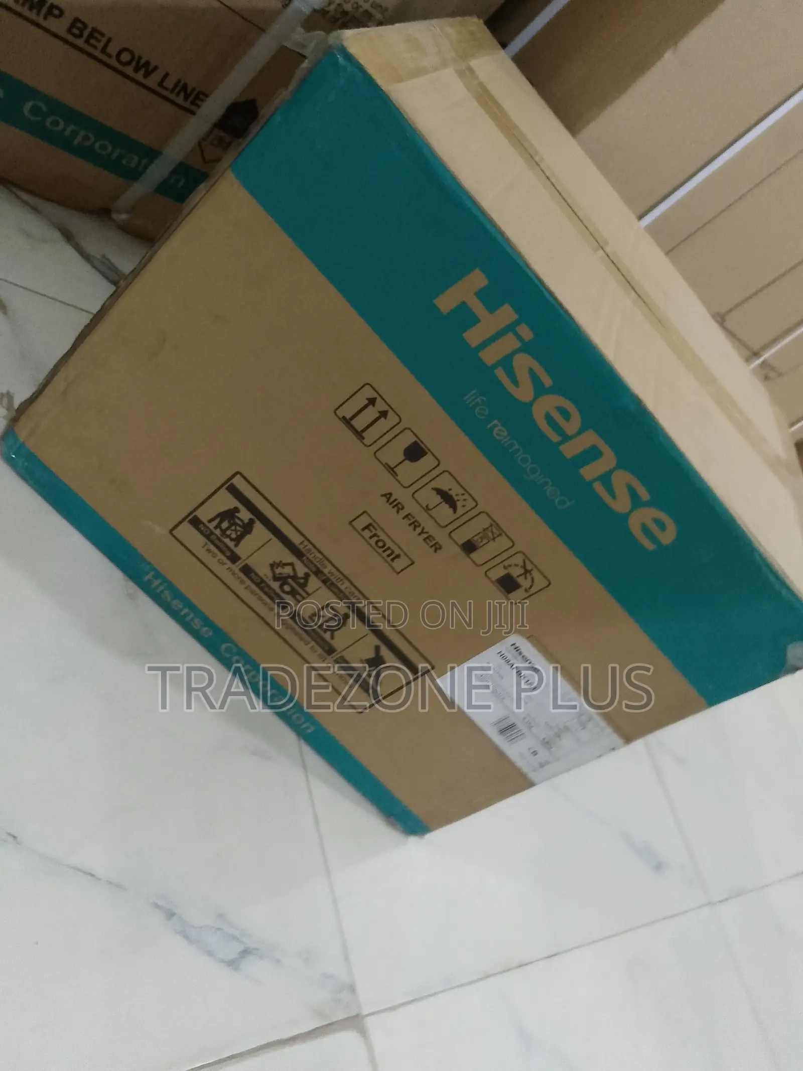 Hisense 8l Premium Air Fryer With Non-Stick Coating Easy Wash Basket
