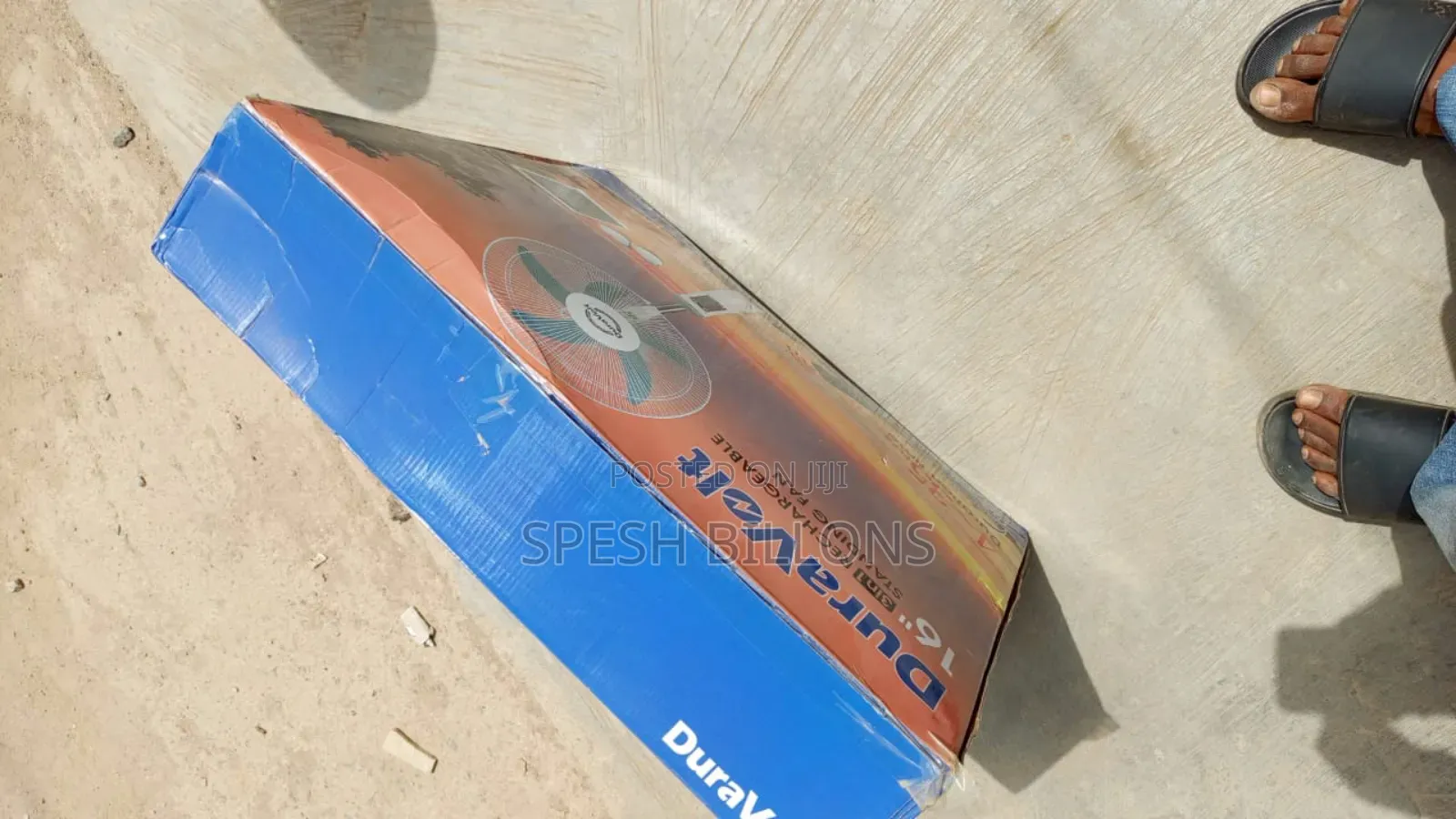 Duravolt Solar Inverter Fan | 16 Inches With Solar Panel Two Led Bulbs