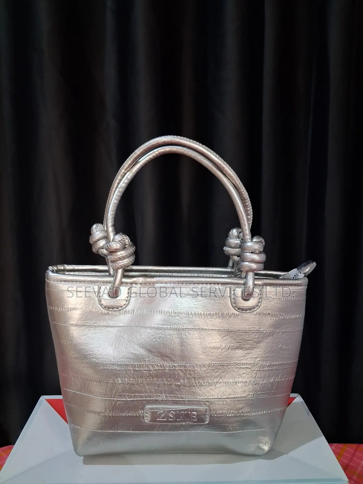 Glossy Ladies Silver Hand Bag