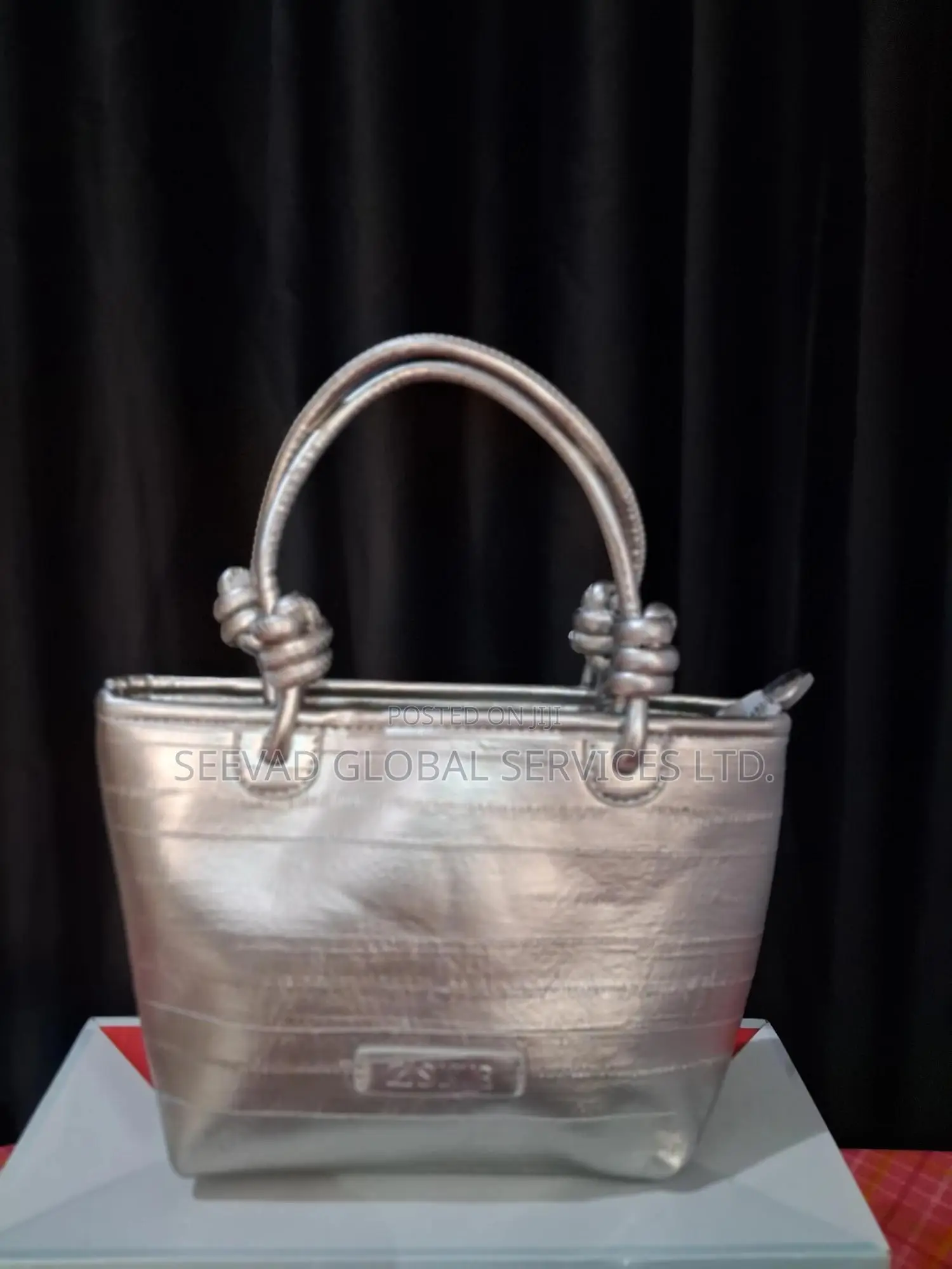 Glossy Ladies Silver Hand Bag