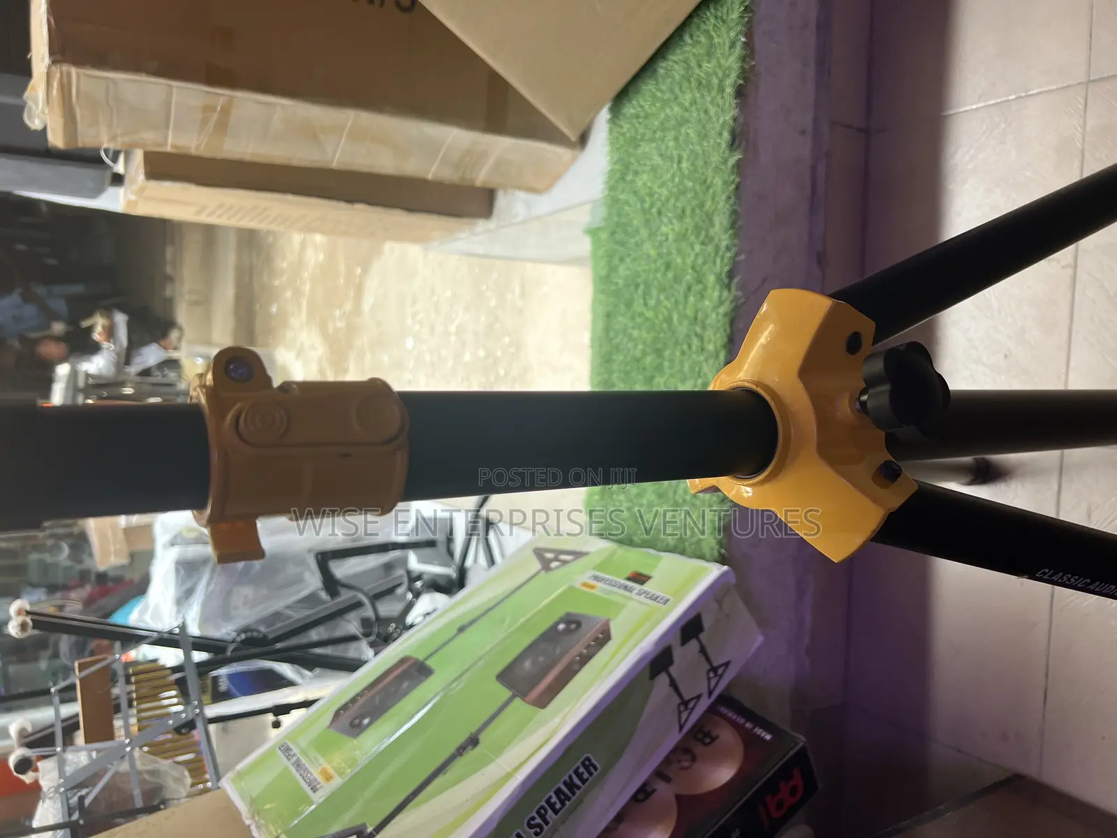 Speaker Stand