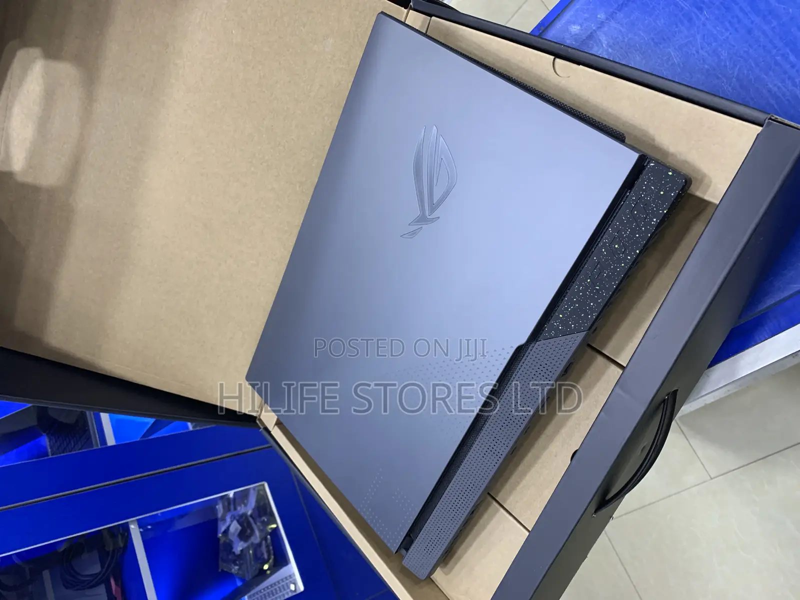 Laptop Asus ROG Strix G731G 48GB AMD Ryzen 9 SSD 1T