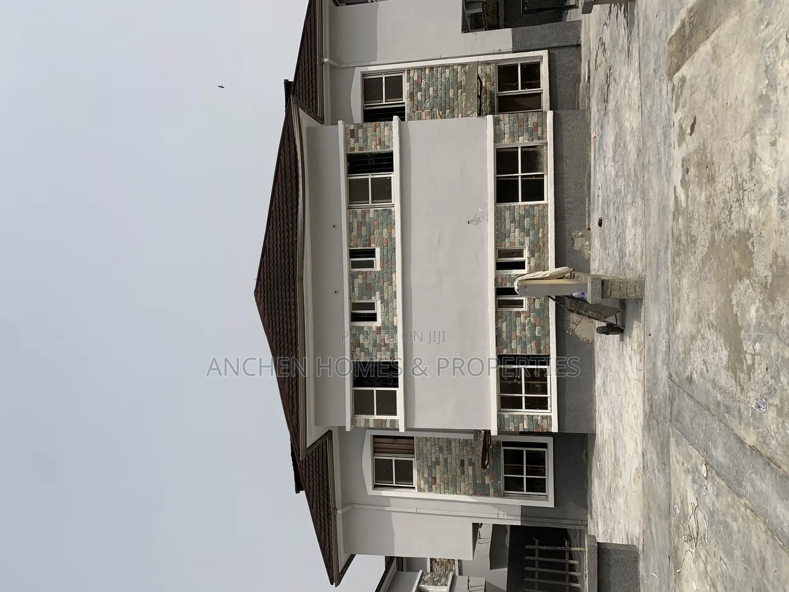 4bdrm Duplex in Lekki for rent