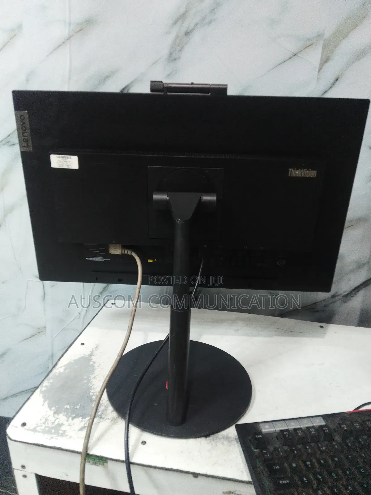 Lenovo 24 Inches Framless FHD 16:9 Ratio Ips Panel With Webcam