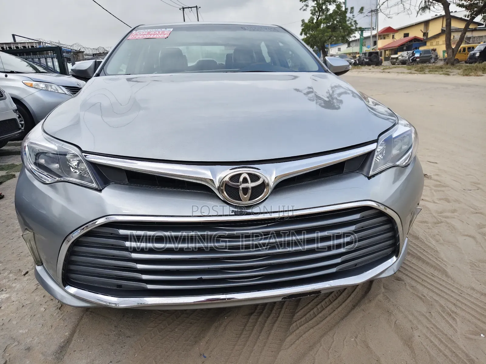 Toyota Avalon XLE Premium Sedan FWD (3.5L 6cyl 6A) 2017 Gray