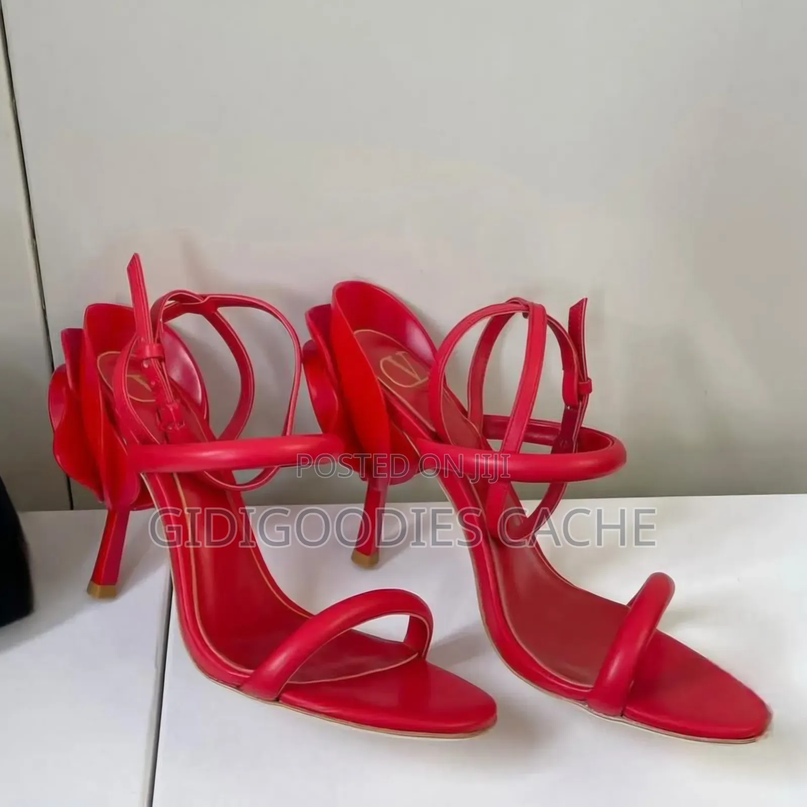 Women's Red Rose Valentino Sandals