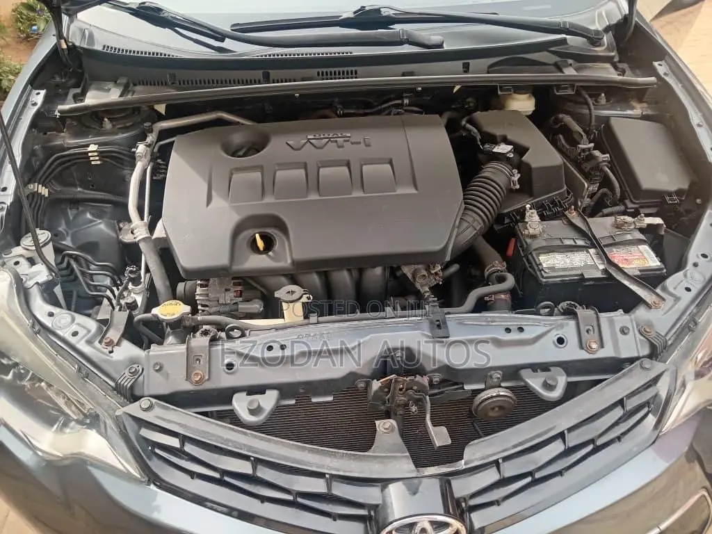 Toyota Corolla 2014 Green