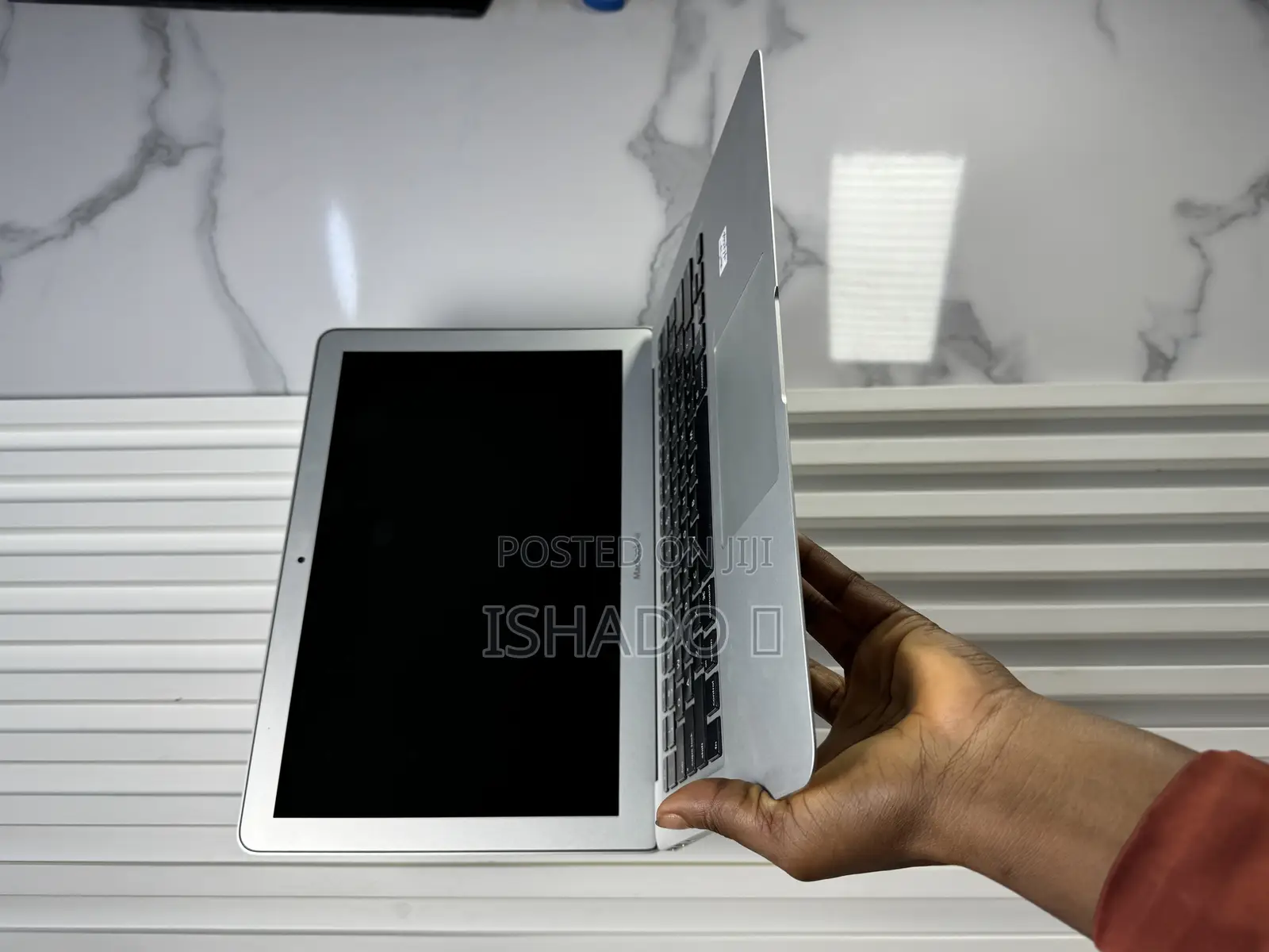 Laptop Apple MacBook Air 2015 4GB Intel Core i5 SSD 256GB