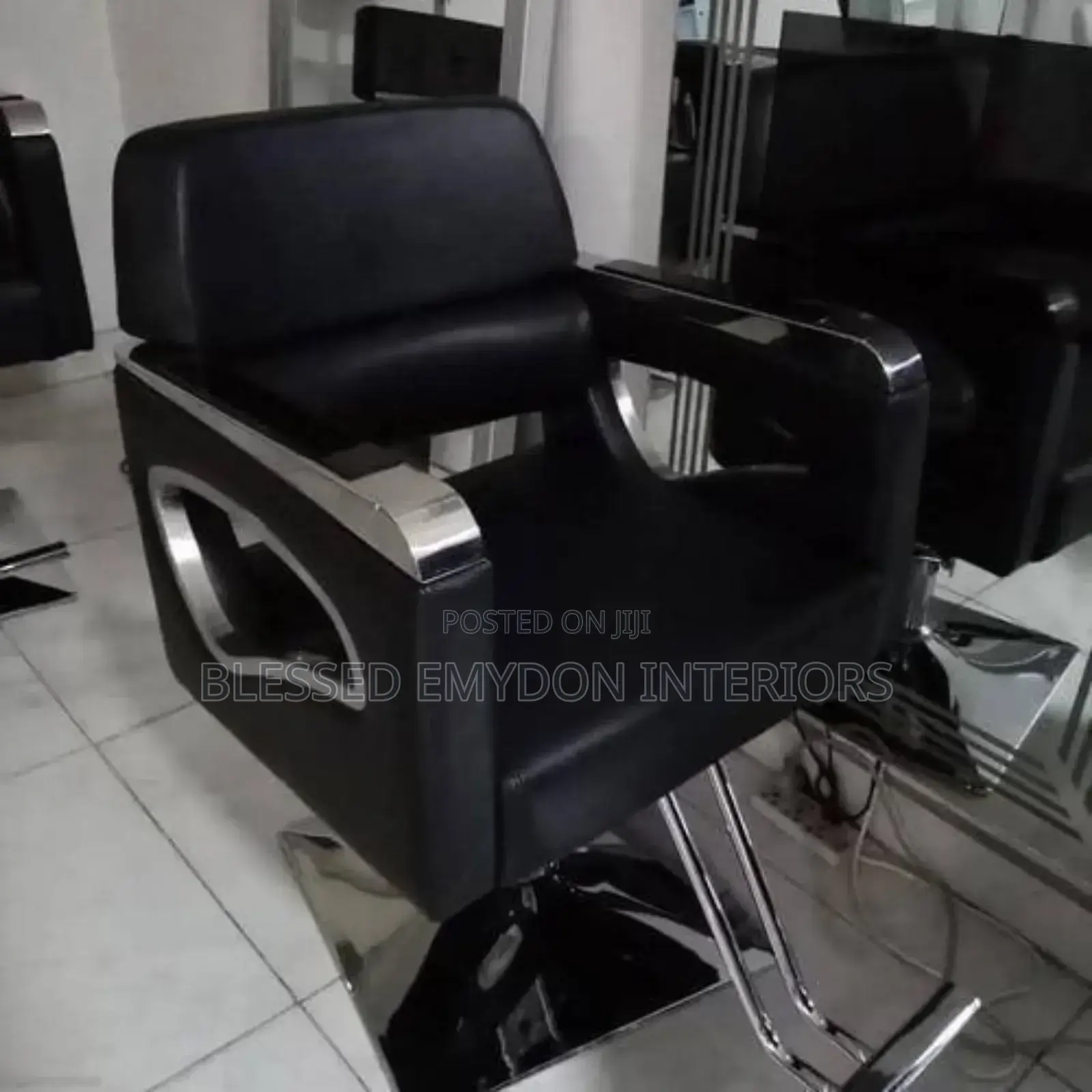 Quality Gold Ajustable Chair