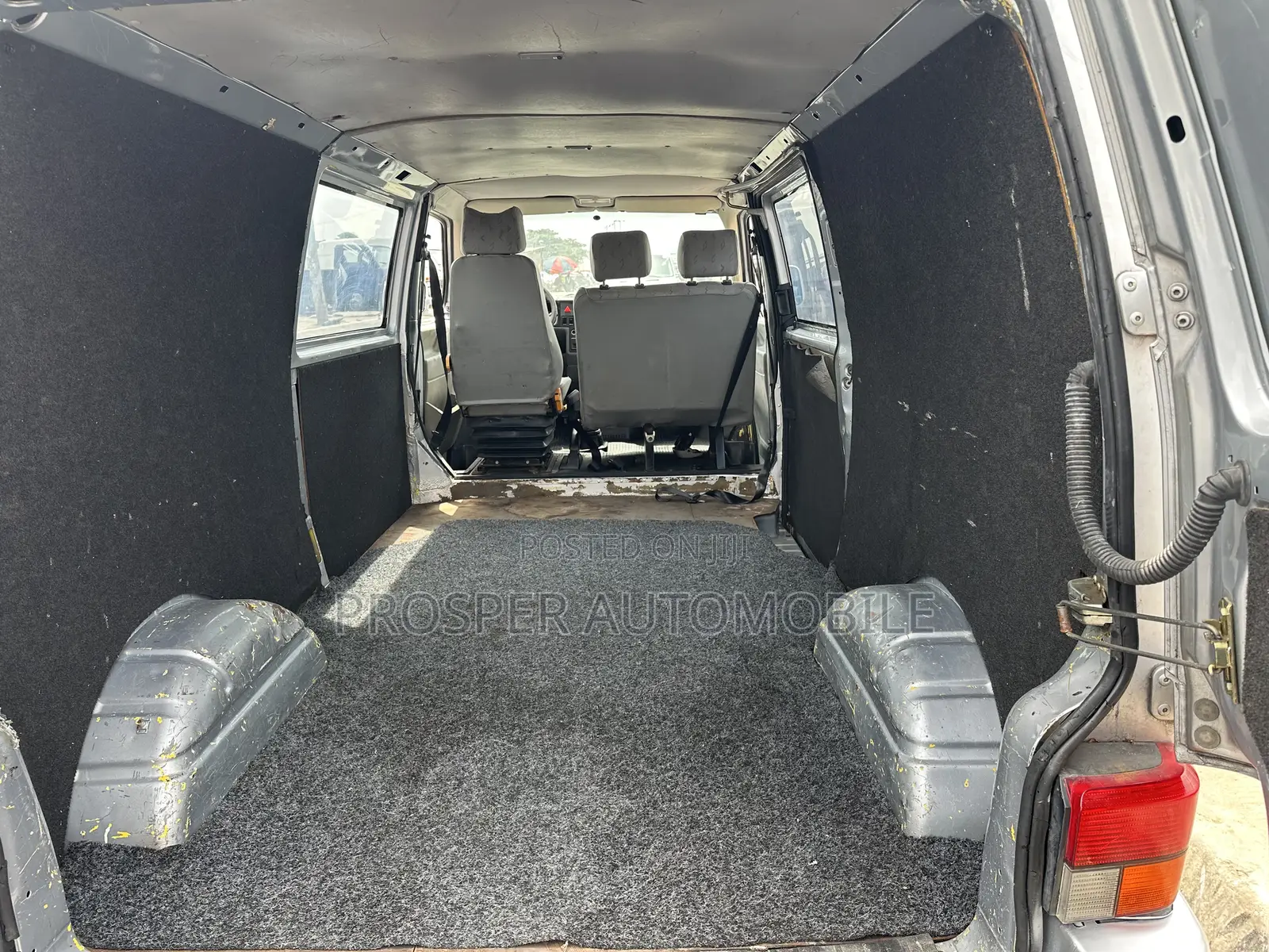 Volkswagen Transporter 2005 Grey
