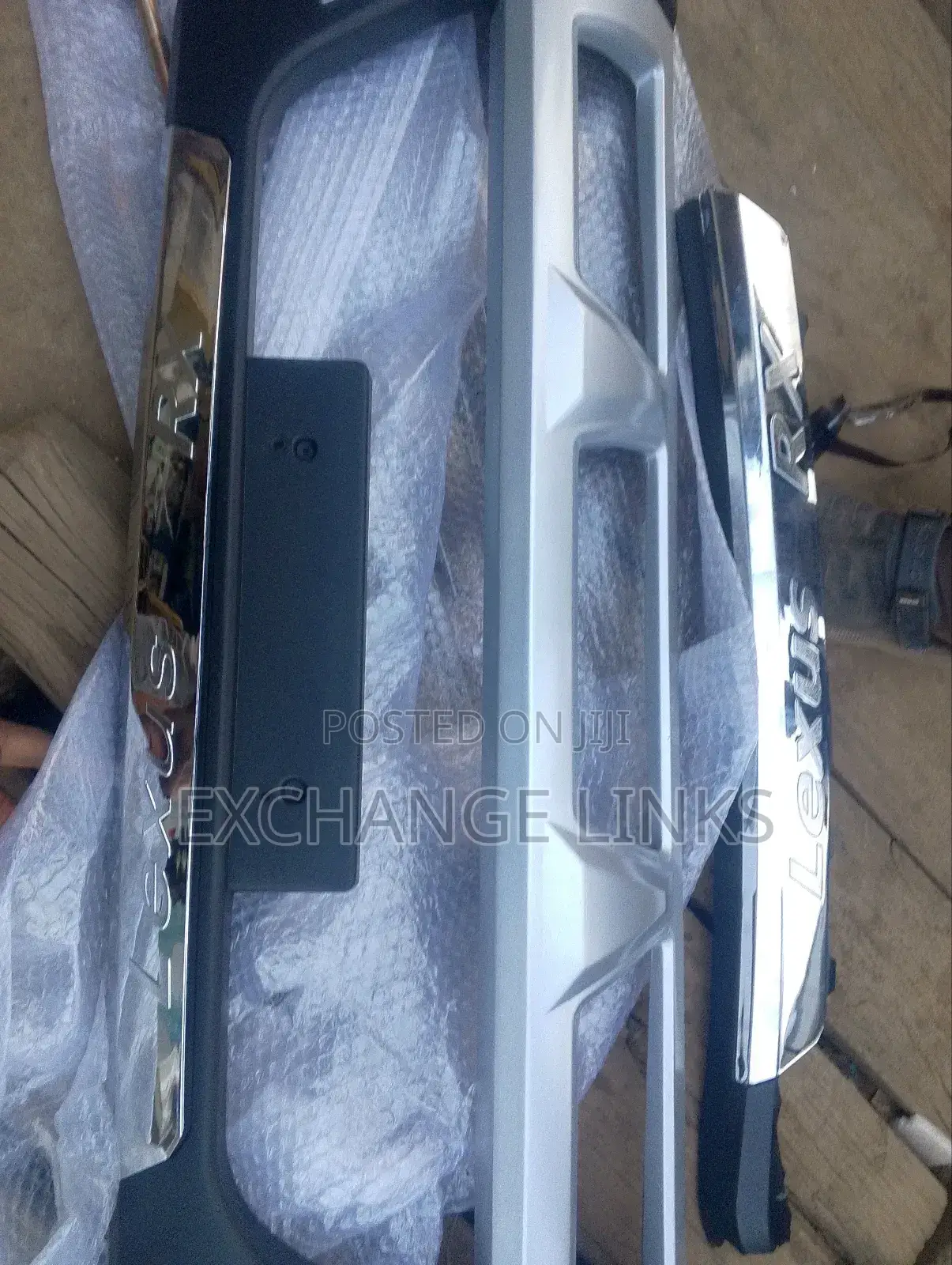 Front and Back Bull Bar Available for Lexus and Highlander Cars