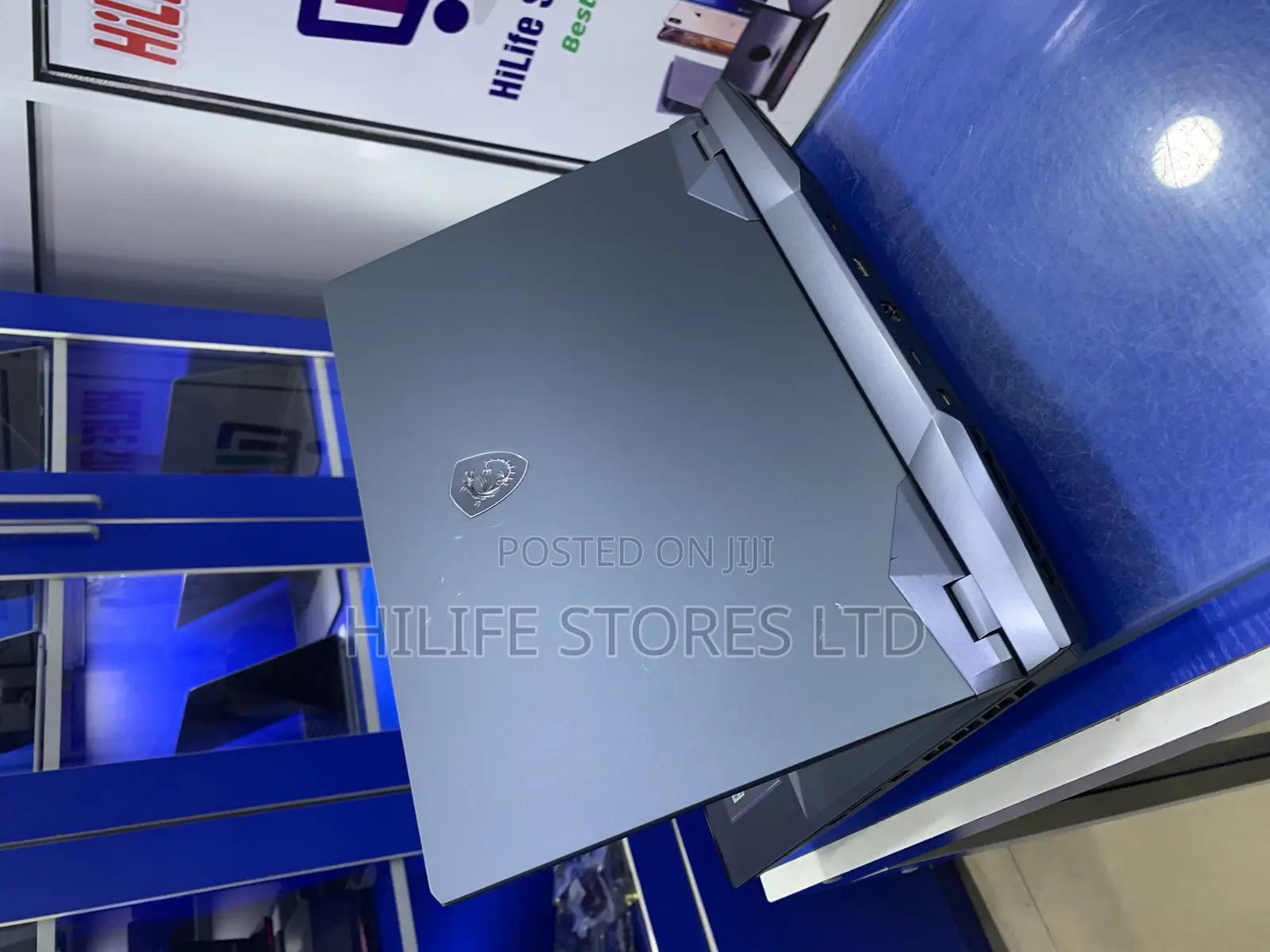 Laptop MSI Raider GE76 12UGS 32GB Intel Core i7 SSD 512GB