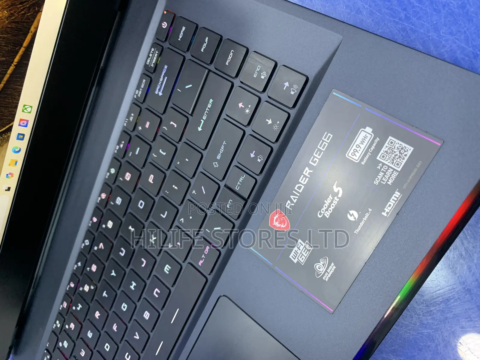 Laptop MSI Raider GE76 12UGS 32GB Intel Core i7 SSD 512GB