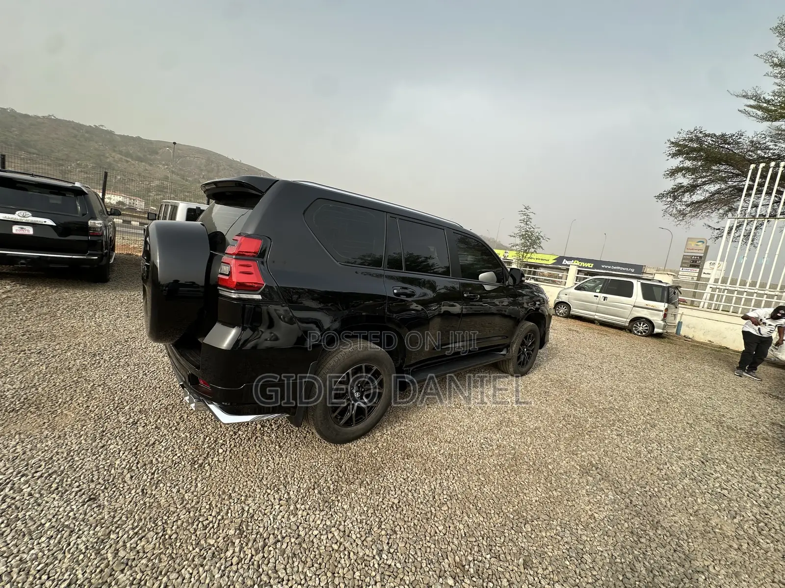 Toyota Land Cruiser Prado 4.0 Petrol TX-L 2011 Black