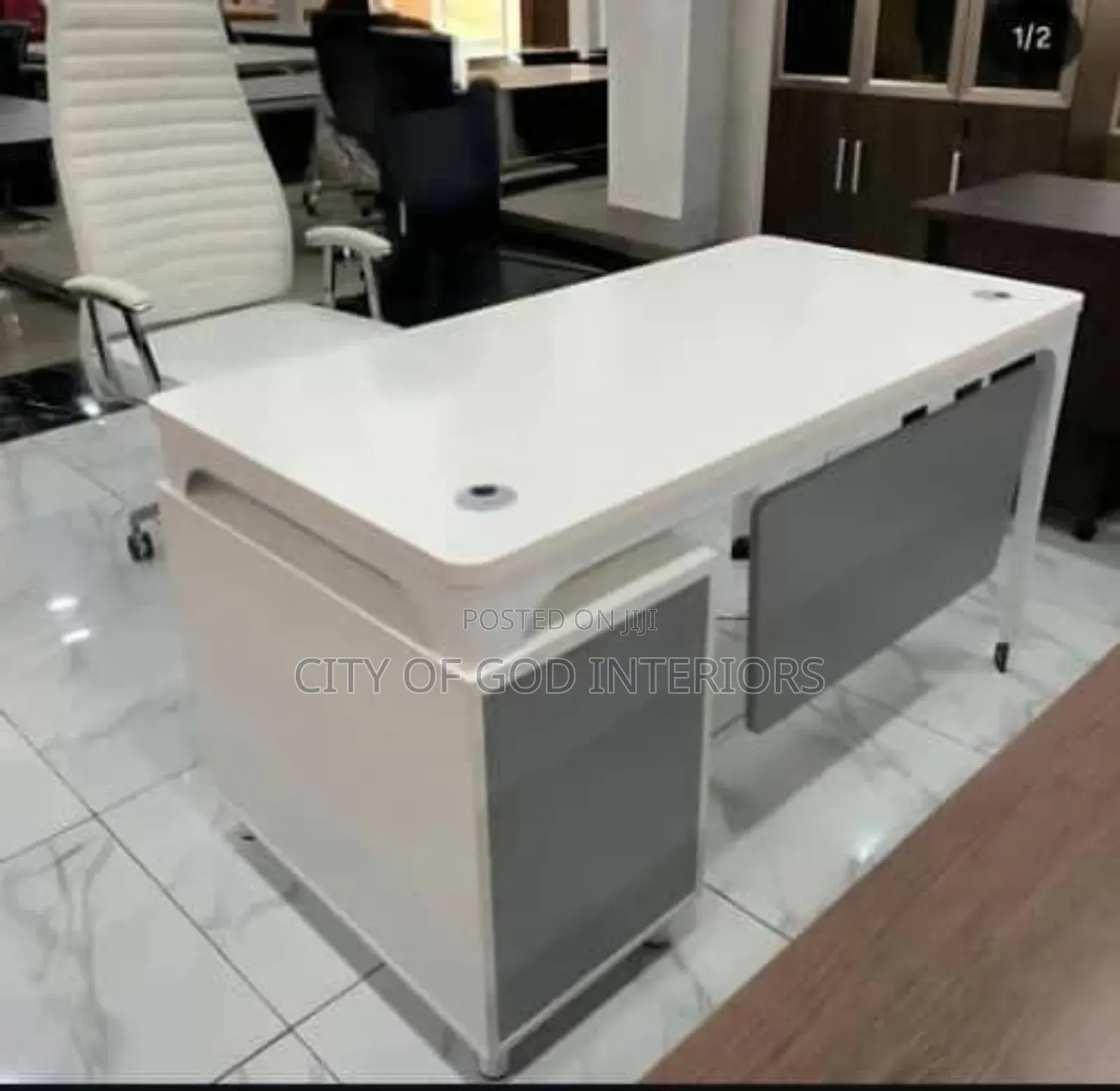 High Quality Imported Office Table With Drawer 1.4mrt