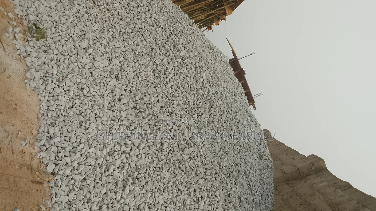 Black Imo Iron Granite and Chipping Hipping