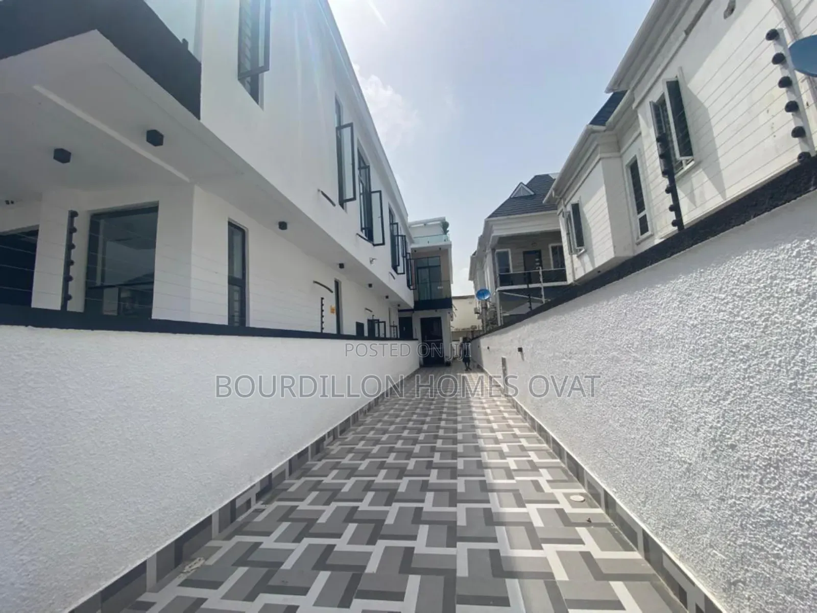 4bdrm Duplex in Orchid Lekki Lagos for rent