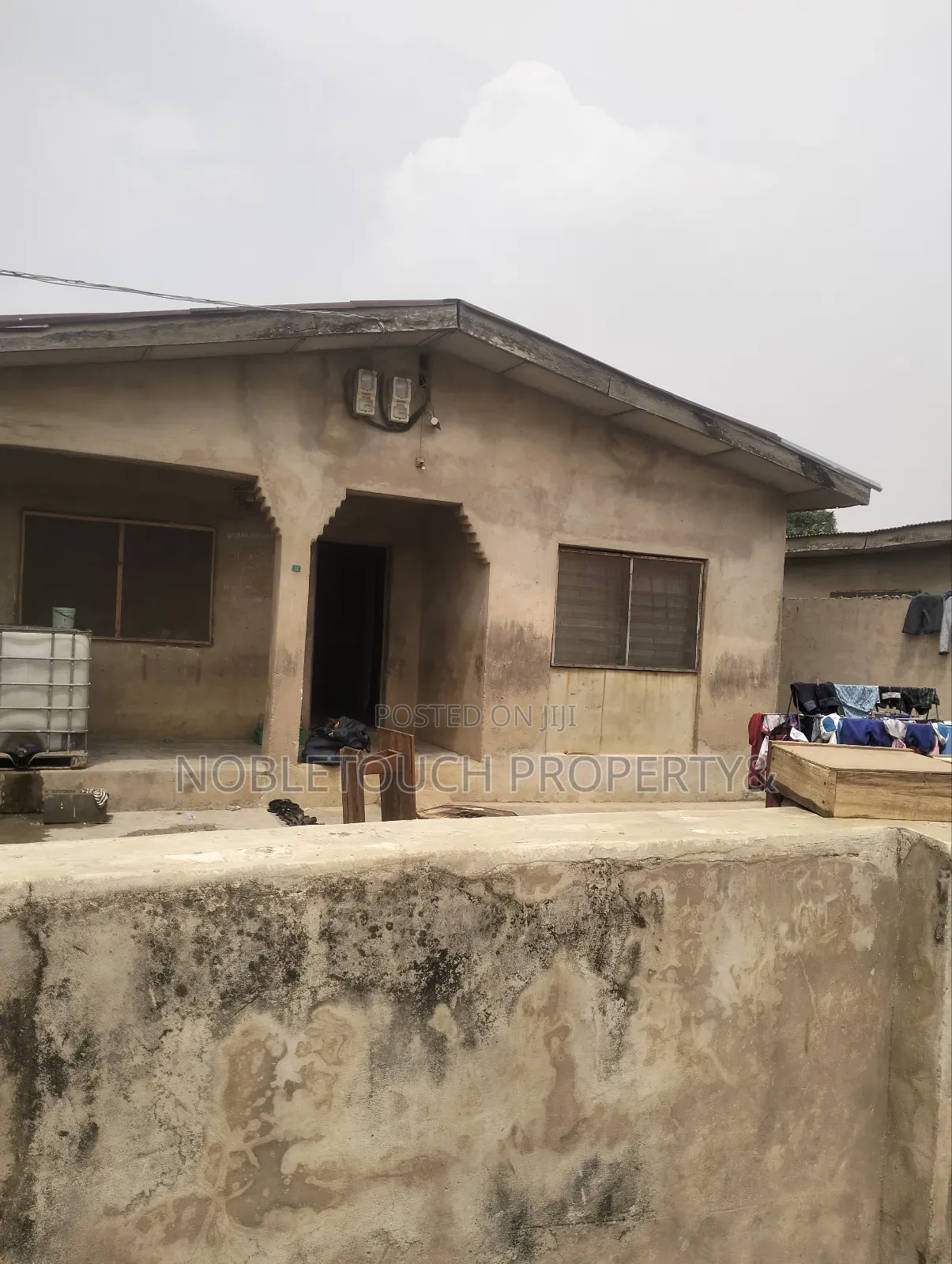 8bdrm Bungalow in Off Bayota Street for sale
