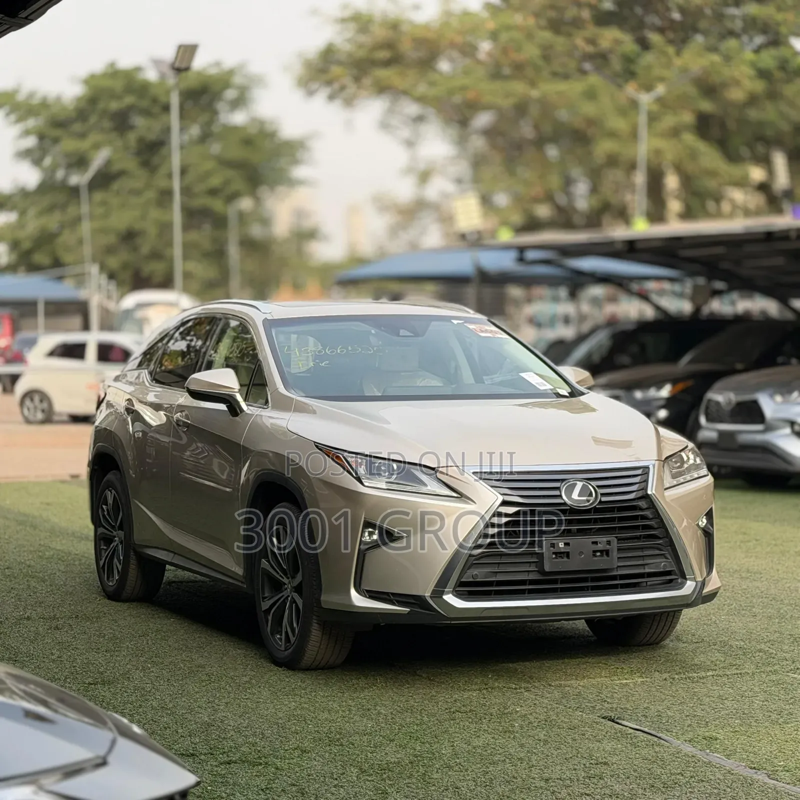 Lexus RX 350 AWD 2017 Gold