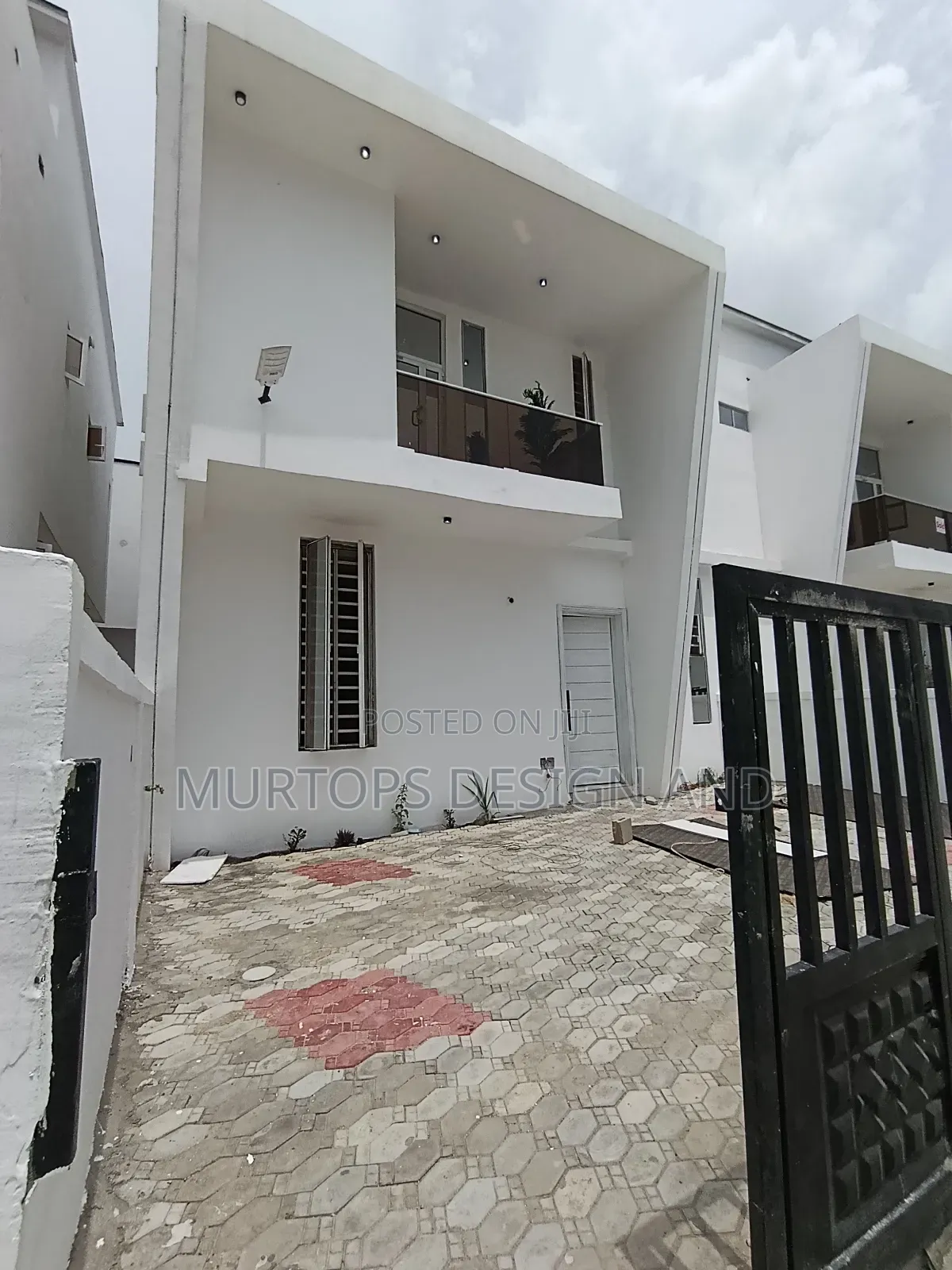 4bdrm Duplex in Gra, Lekki for sale
