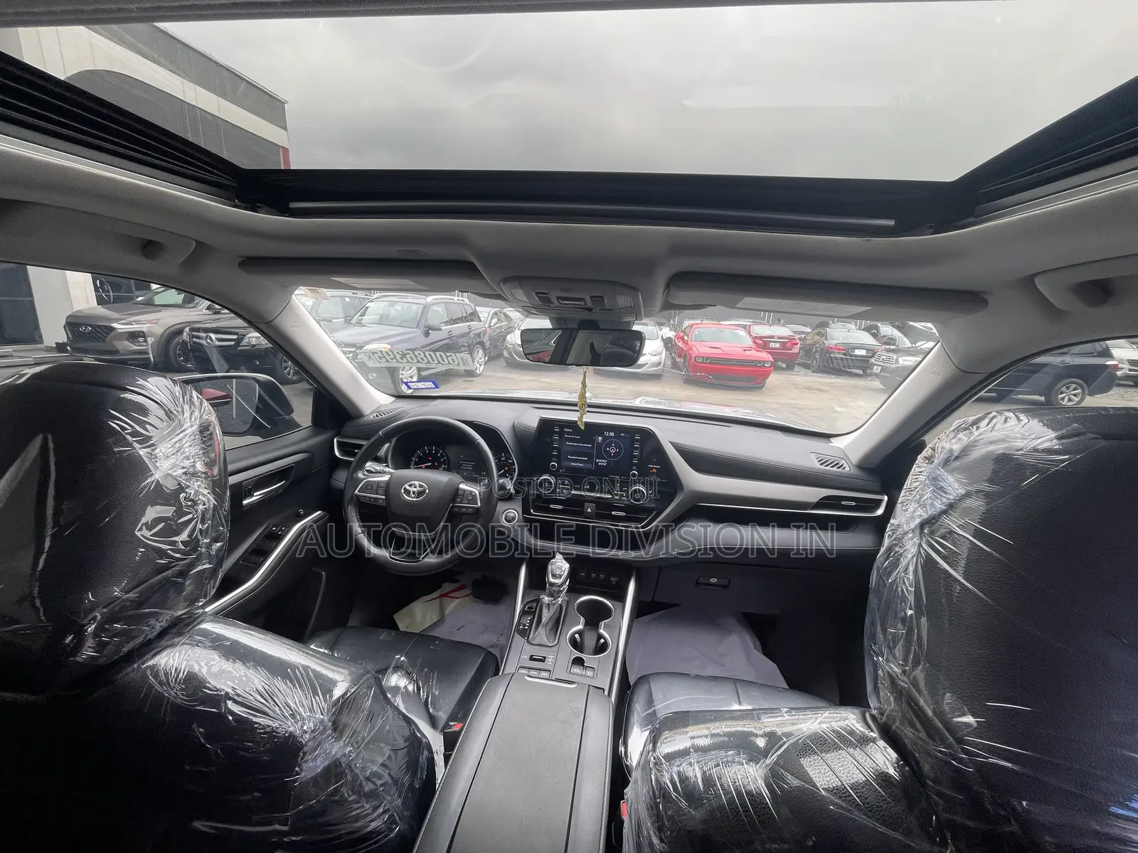 Toyota Highlander XLE 2021 Black
