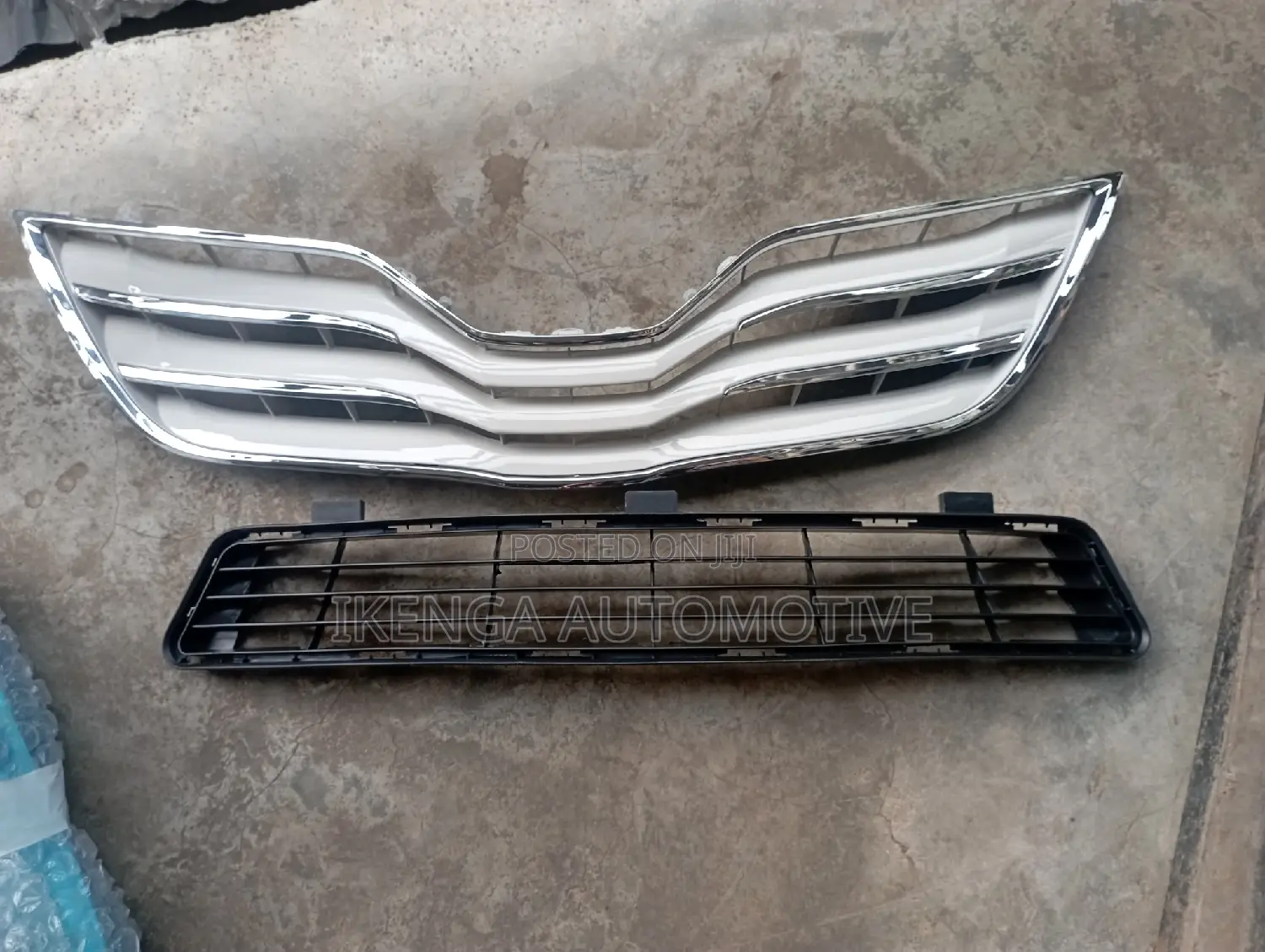 Up and Down Grill Camry 2010
