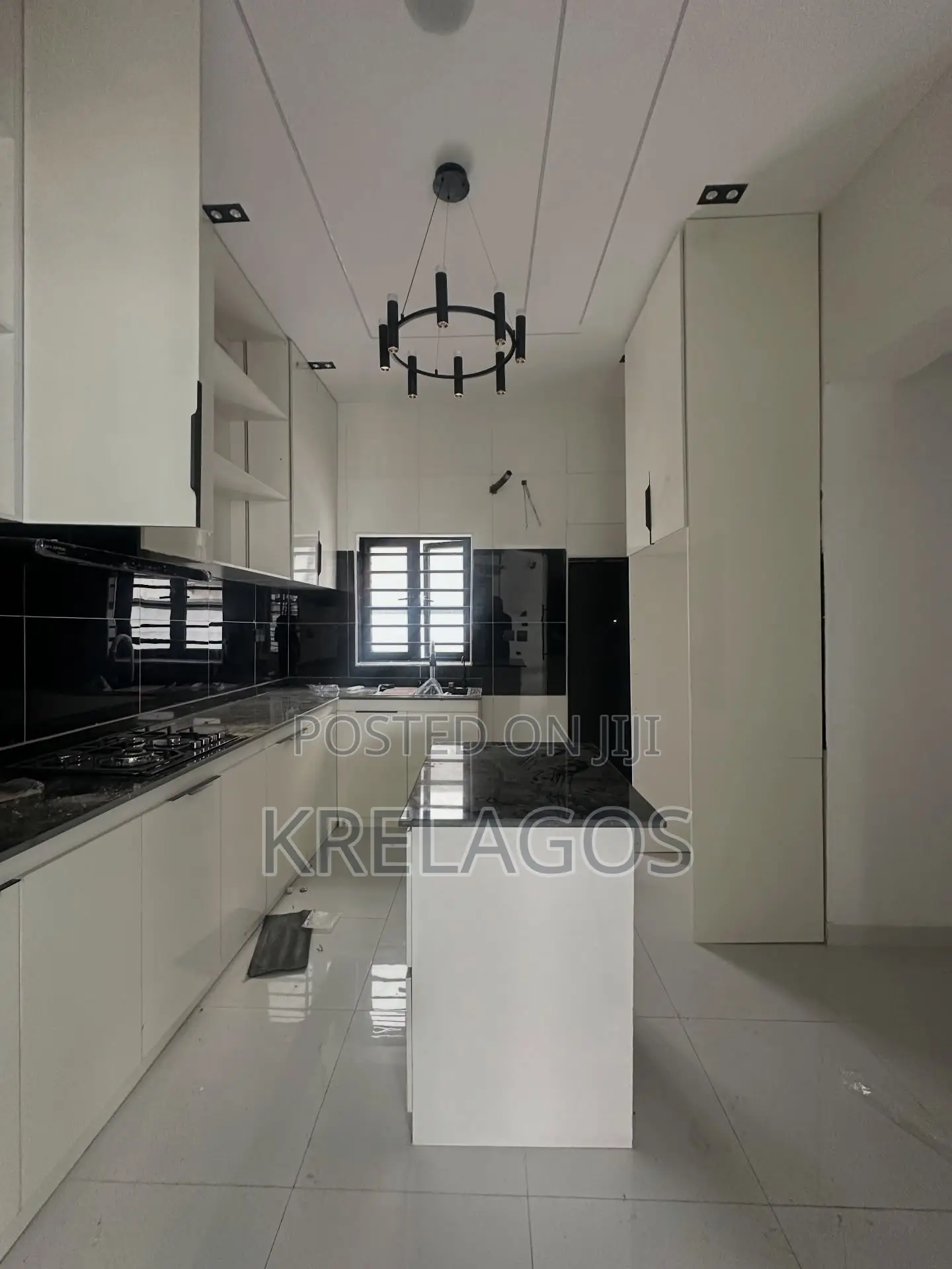 4bdrm Duplex in Orchid, Chevron for rent
