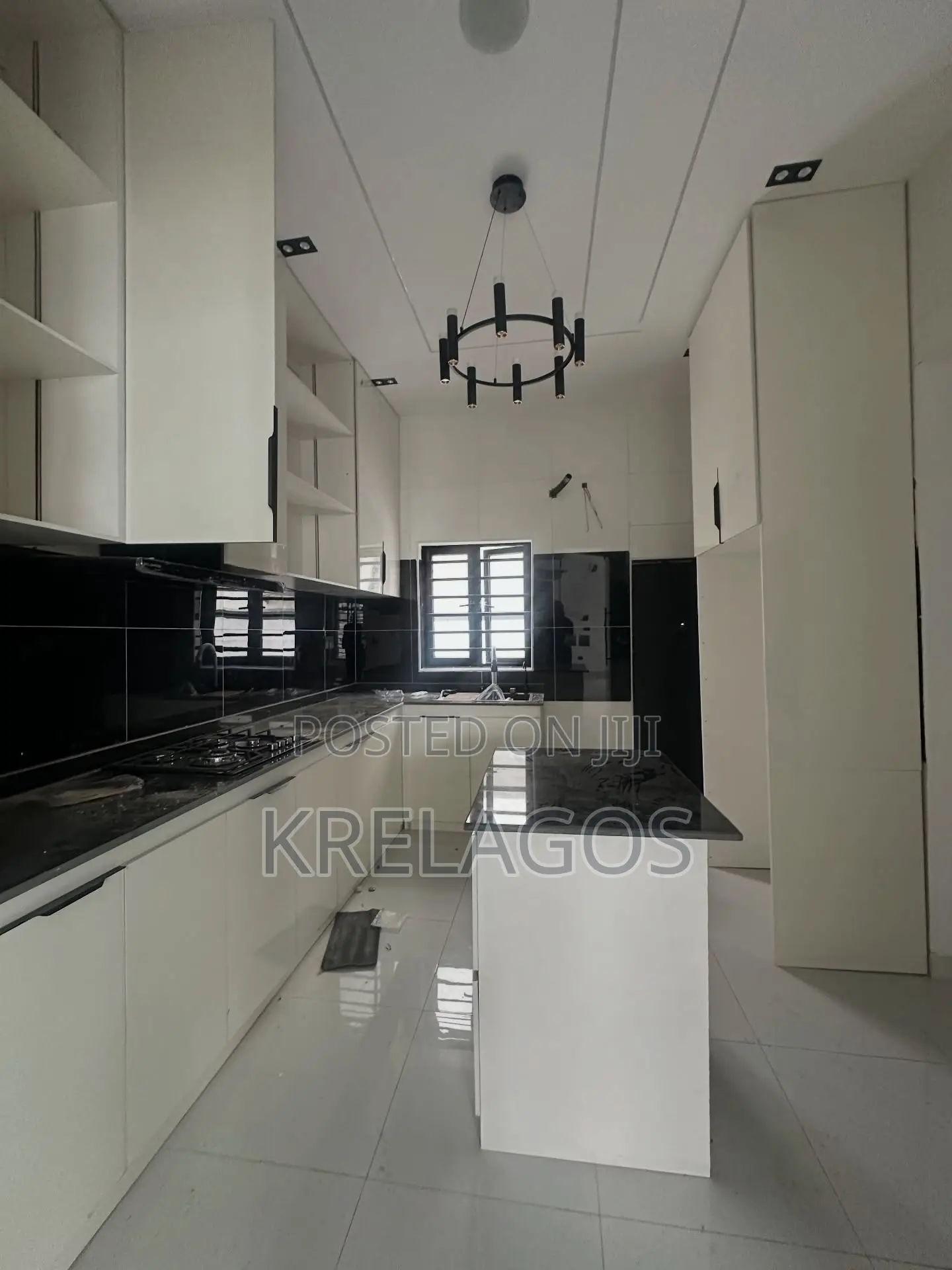 4bdrm Duplex in Orchid, Chevron for rent